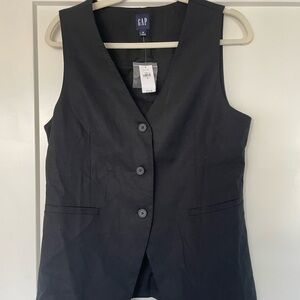 NEW! GAP Black Sleeveless Vest